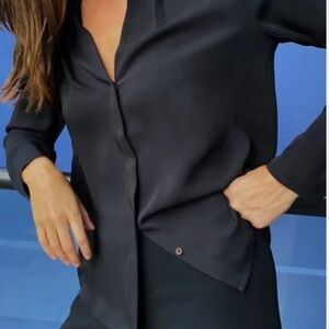 ✅PRELOVED✅ARITZIA Babaton Black Button Down Shirt